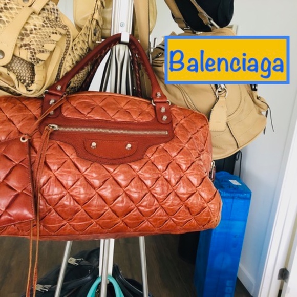 Meet your Posher, Hadria - Picture 2 of 8